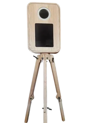 Classic-Photobooth-01_clipped_297x499px